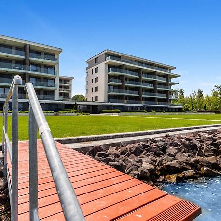 Lake Side Luxury Steps To The Lake Lela - Happy Rentals Balatonlelle Exterior foto